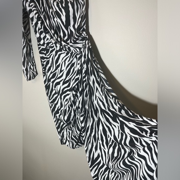 Bronx and Banco - Zebra Print One-Shoulder Dress - Picture 4 of 11